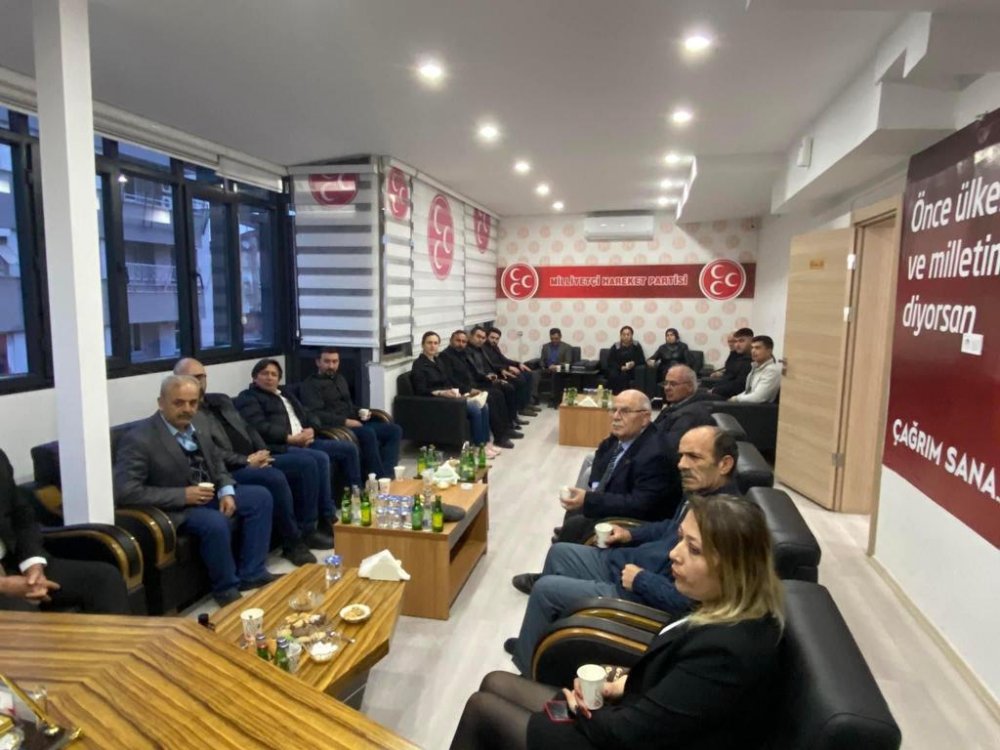 Milliyetçi Hareket Partisi(MHP) Merkezefendi İlçe Teşkilatı, İlçe Başkanı Hasan Aybay başkanlığında ilk yönetim kurulu toplantısını yaptı.