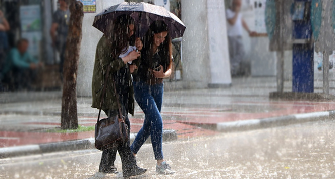 Meteoroloji Genel Müdürlüğü’nün açıkladığı hava tahmin raporuna göre Denizli’yi bu hafta yağışlı günler bekliyor.