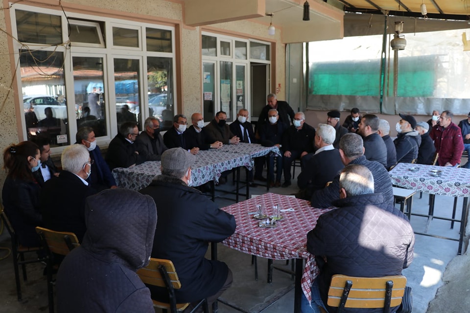 Sarayköy’de bir dizi ziyaret gerçekleştiren AK Parti Denizli Milletvekili Ahmet Yıldız, Sarayköy’ün sosyokültürel yapısının gözle görülür bir şekilde geliştiğini belirtti. 