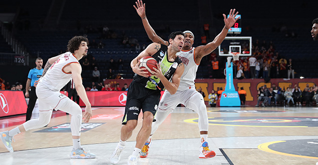 Türkiye Sigorta Basketbol Süper Ligi normal sezonunun 14. hafta karşılaşmasında Yukatel Merkezefendi Belediyesi Basket, deplasmanda Galatasaray NEF’i 100-83 mağlup etti. Temsilcimizde Max Heidegger 27 sayı, 9 asistle maça damga vurdu.
