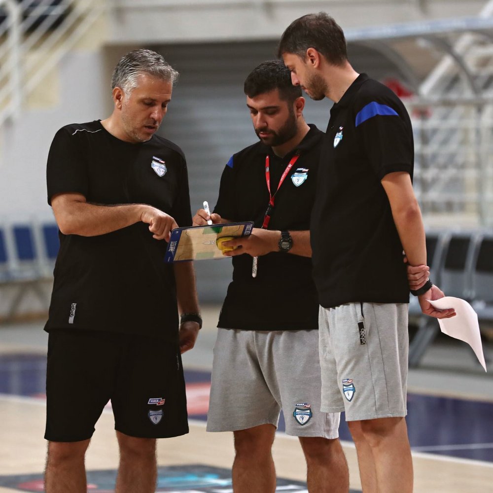 Türkiye Sigorta Basketbol Süper Ligi’nde oynadığı son 2 maçtan galibiyetle ayrılan Yukatel Merkezefendi Belediyesi Basket'te koç Zafer Aktaş takımın havasının ilk günden itibaren iyi olduğunu belirtip, 