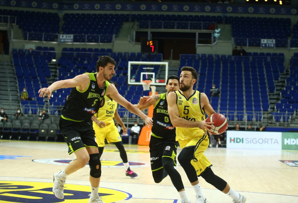 ING Basketbol Süper Ligi sekizinci hafta maçında Yukatel Merkezefendi Belediyesi Basket, deplasmanda Fenerbahçe Beko’ya 85-77 mağlup oldu.