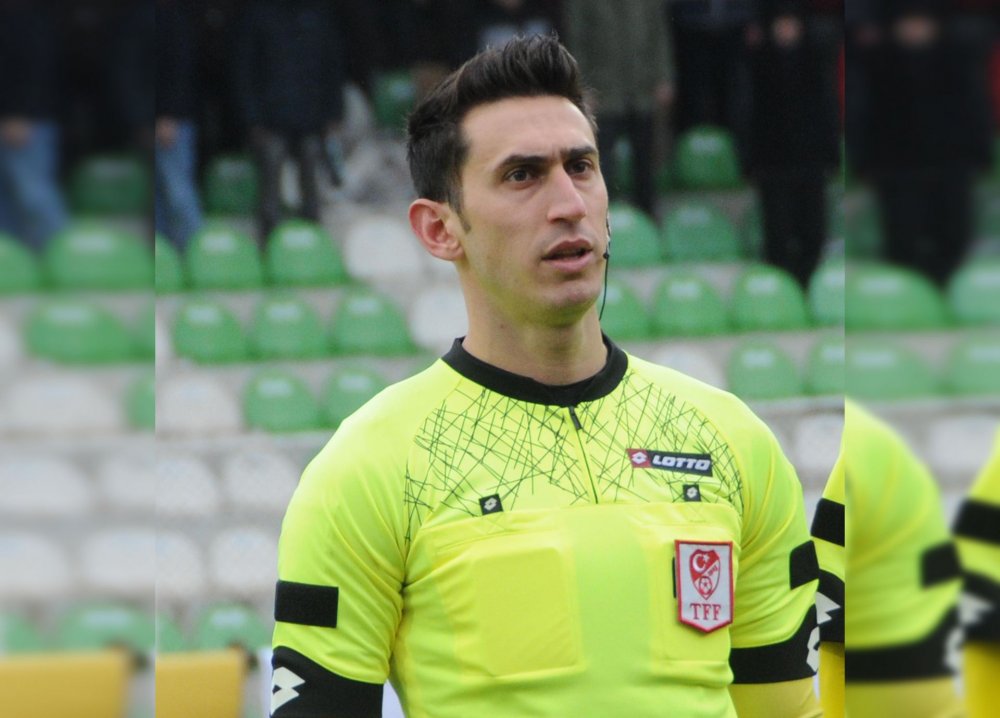 TFF 1. Lig’de ilk hafta düdük çalacak hakemler açıklandı. Merkez Hakem Kurulu Denizlispor-R.H. Bandımaspor karşılaşmasına Direnç Tonusluoğlu atadı.