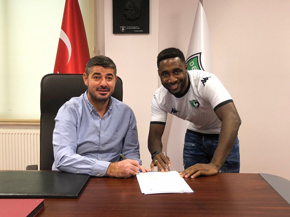 Denizlispor, Samsunspor forması giyen orta saha oyuncusu Brice Dja Djedje’yi 2 yıllığına renklerine bağladı.