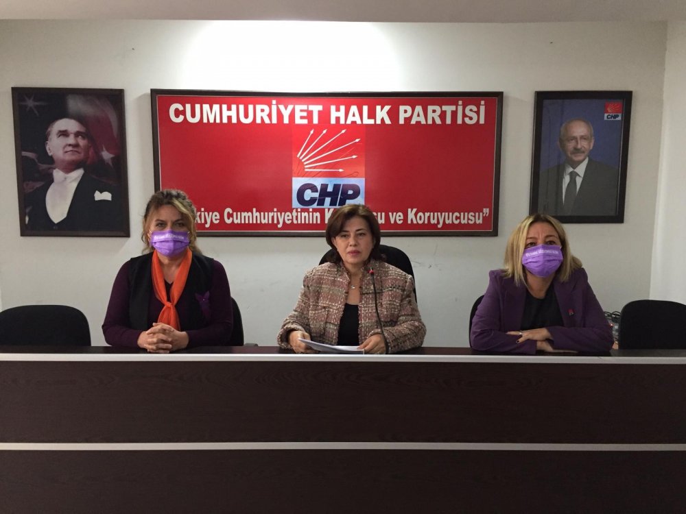 Cumhuriyet Halk Partisi (CHP) Kadın Kolları Denizli İl Teşkilatı, 25 Kasım Kadına Yönelik Şiddete Karşı Uluslararası Mücadele ve Dayanışma Günü’nde şiddet olaylarının son bulmasını talep etti.