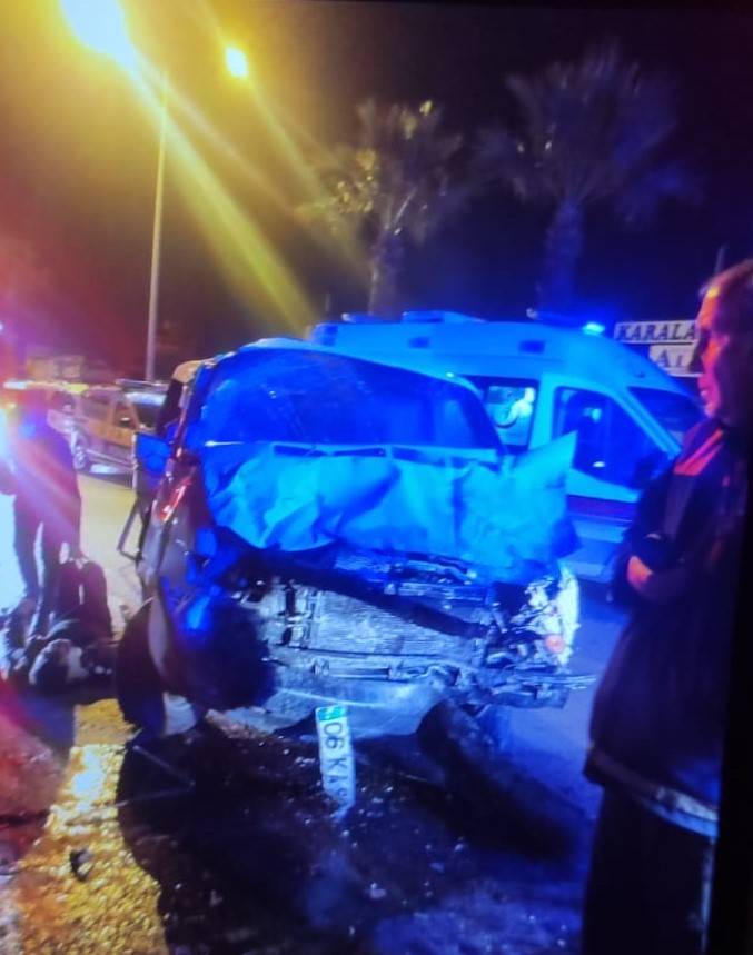 Denizli’de minibüsün demir bariyerleri biçmesi sonucu 3 kişinin öldüğü trafik kazasında tedavisi tamamlanan sürücü tutuklandı.