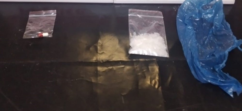 Denizli’de uyuşturucu ticareti yapan ve çok sayıda madde ile yakalanan 18 şüpheli, çıkarıldığı mahkemece tutuklandı.