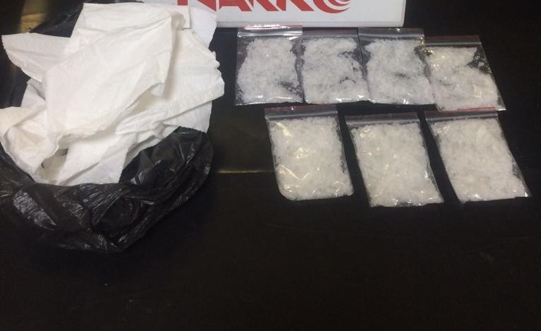 Denizli’de uyuşturucu ticareti yapan ve çok sayıda madde ile yakalanan 14 şüpheli, çıkarıldığı mahkemece tutuklandı.