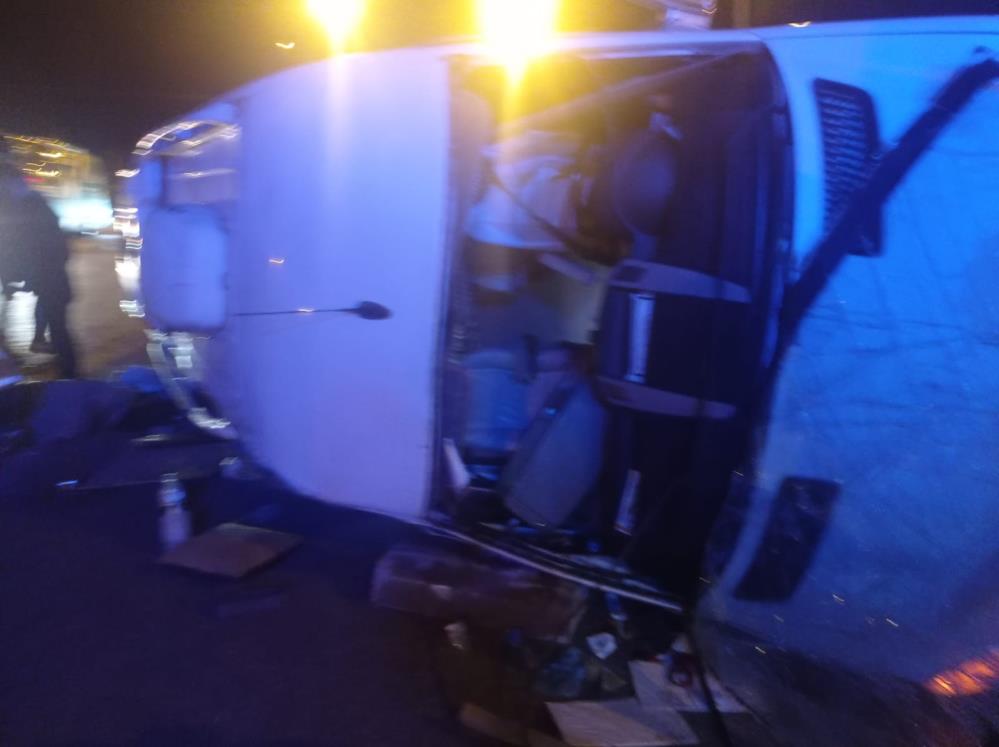 Son Dakika! Denizlispor'un personellerini taşıyan minibüs  Afyon’un Sandıklı İlçesinde kazaya karıştı.