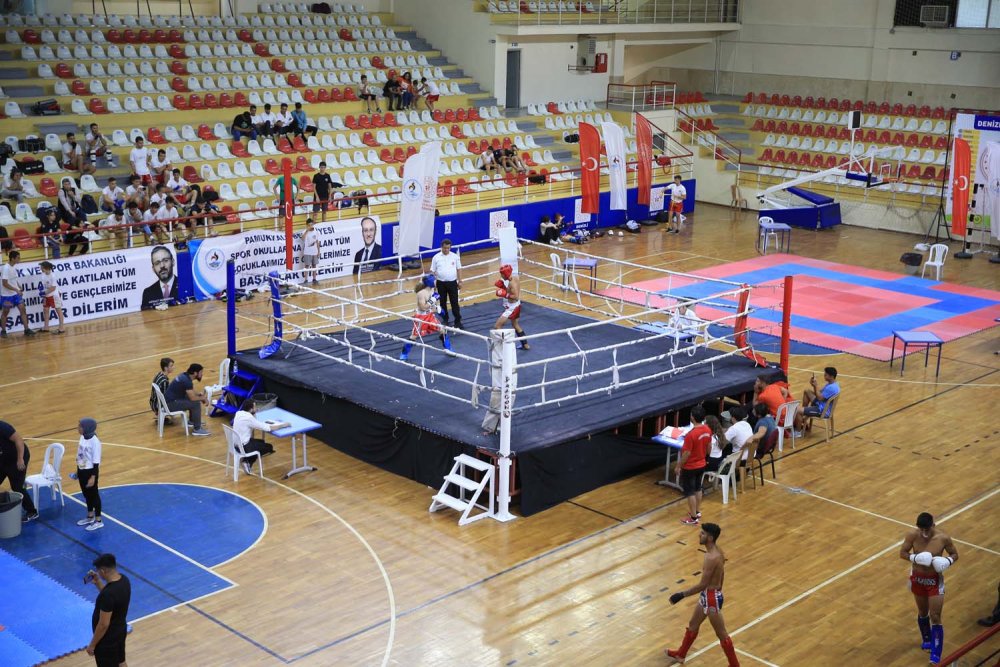 Pamukkale Belediyesi önemli bir organizasyona daha ev sahipliği yapıyor. Denizli Kick Boks Ligi 3. Etap şampiyonası 24-25 Eylül 2022 tarihleri arasında 30 ilden 1200 sporcunun katılımı ile gerçekleşiyor. Pamukkale Belediyespor 3 sporcusuyla turnuvada yer alacak.