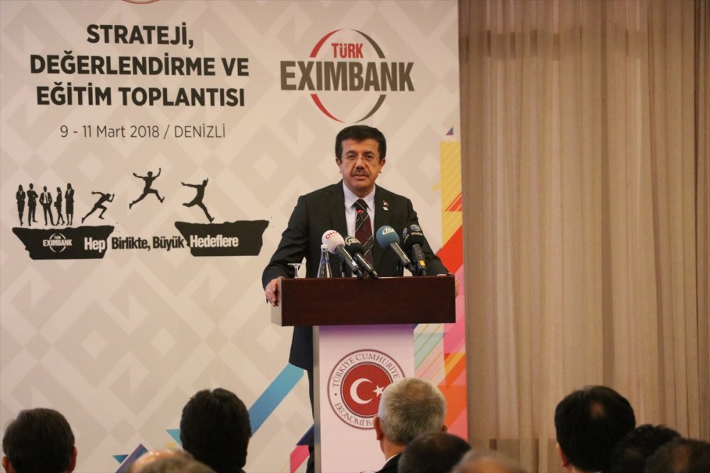 Ekonomi Bakanı Nihat Zeybekci, Moody's'in geçen hafta Türkiye'nin kredi notunun düşürülmesine ilişkin 