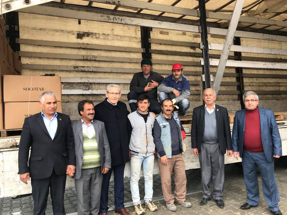 CHP Denizli Milletvekili Kazım Arslan Denizli’nin ilçelerinde tütün tesliminde bulunan üreticilerin ve firmaları ziyaret ederek sorunları yerinde dinledi.