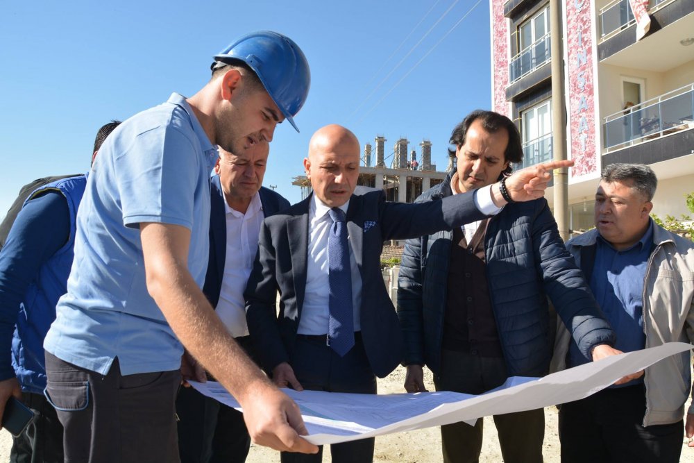 Sarayköy Belediyesi ve Enerya Denizli Gaz Dağıtım A.Ş. işbirliği ile ilçede devam eden doğal gaz hattı döşeme çalışmalarının ikinci etabı Cumhuriyet Mahallesi’nde başladı. İkinci etap doğal gaz çalışmasında 7.5 km döşeneceğini söyleyen Sarayköy Belediye Başkanı Ahmet Necati Özbaş, “Hemşehrilerimize söz verdiğimiz projelerin hayata geçmesinden onur ve gurur duyuyoruz” diye ifade etti.