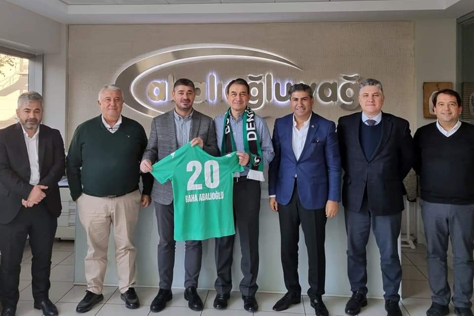 Abalıoğlu Yağ A.Ş., Altaş Denizlispor’a forma sırt sponsoru oldu.