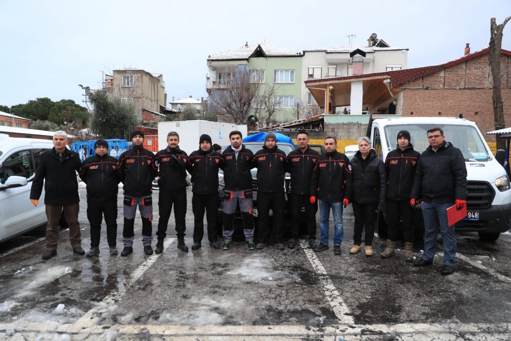 Pamukkale Belediye Başkanı Avni Örki, Pamukkale Belediyesinin deprem bölgelerine gönderilecek yardım kampanyasına katılan vatandaşlara teşekkür etti.